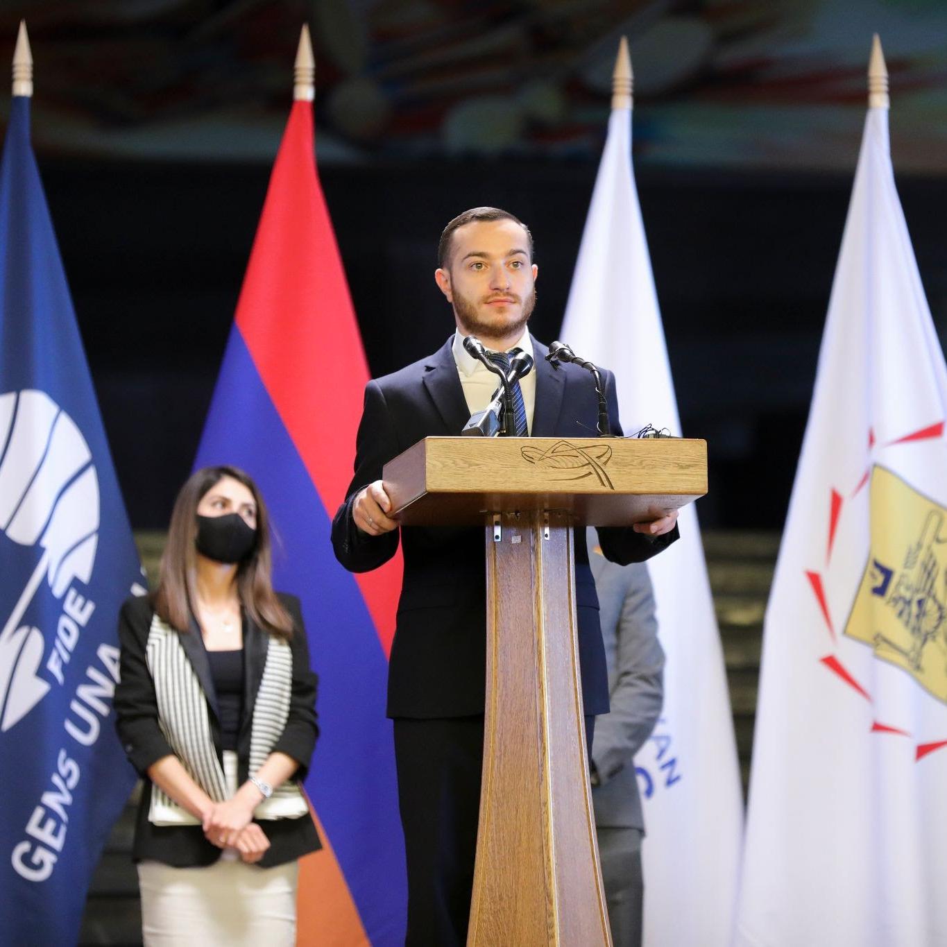Երևանի շախմատի ֆեդերացիայի նախագահի ելույթը Yerevan Open մրցաշարի ժամանակ