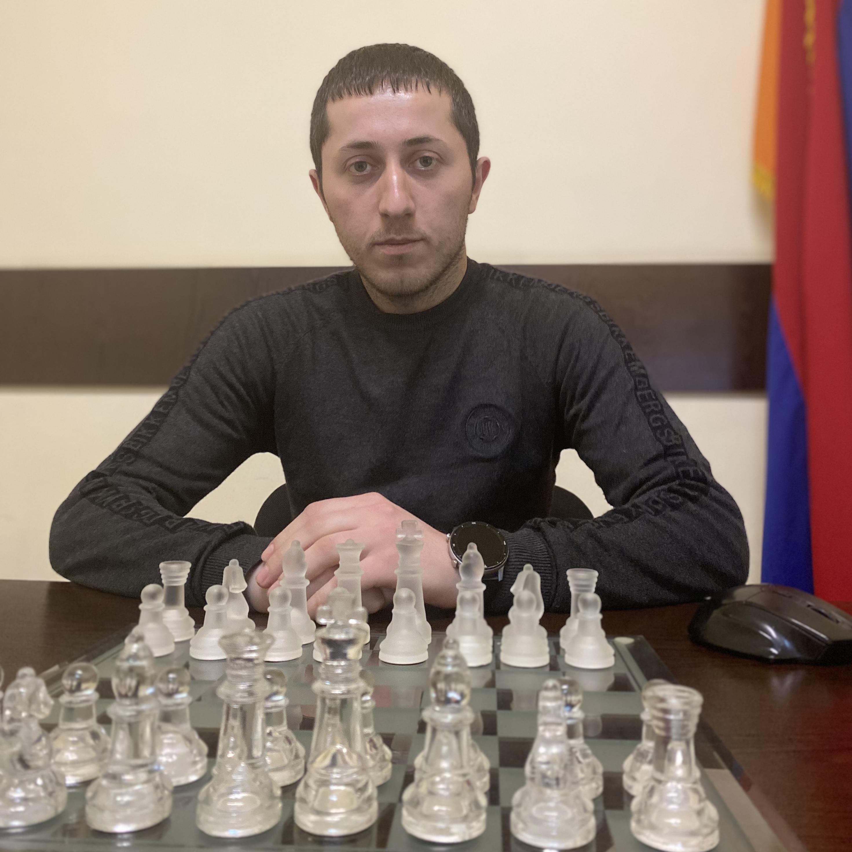 Պարույր Եգանյան