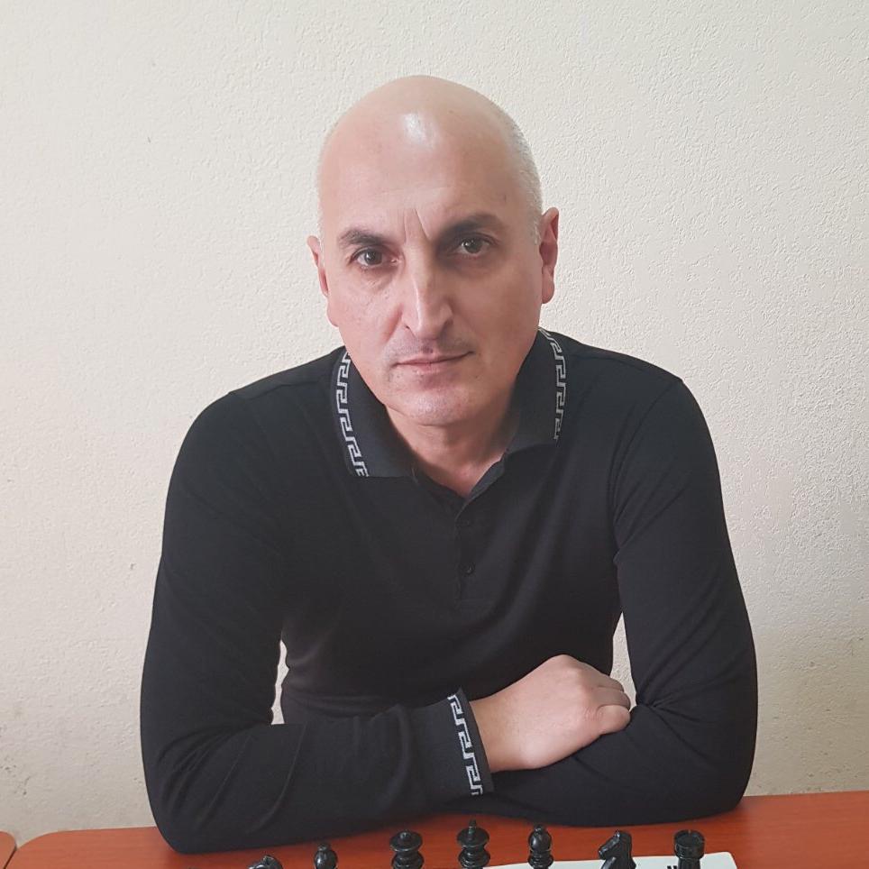 Տիգրան Սահակյան